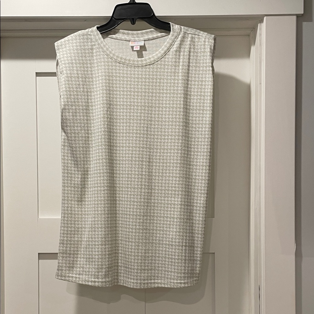 LuLaRoe Women's Sleeveless Houndstooth Kari Top - size small